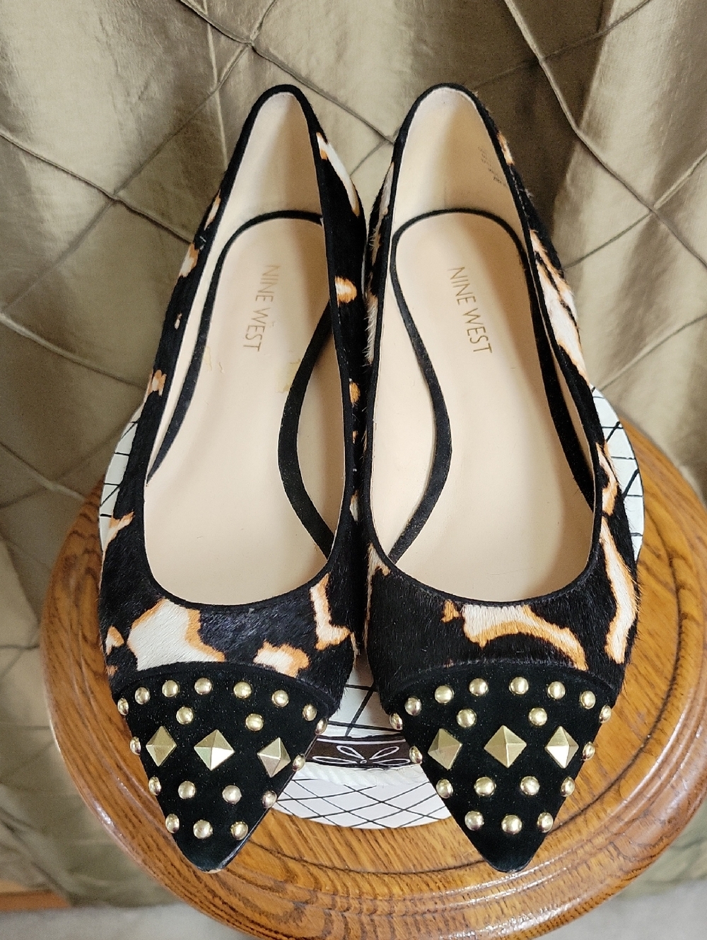 EUC- Nine West Calf Hair Leopard Print Flat w/Studded Toe Cap